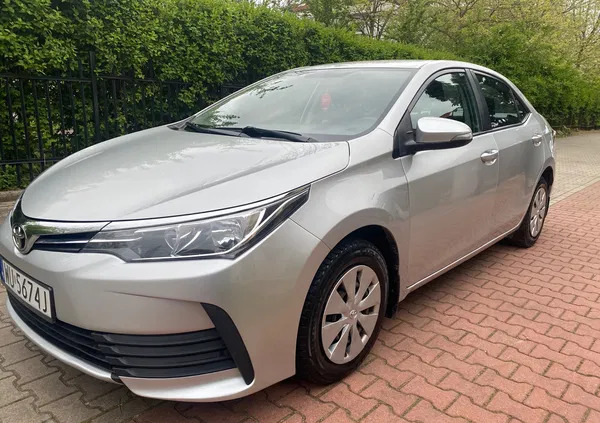 pomorskie Toyota Corolla cena 29500 przebieg: 288950, rok produkcji 2016 z Warszawa